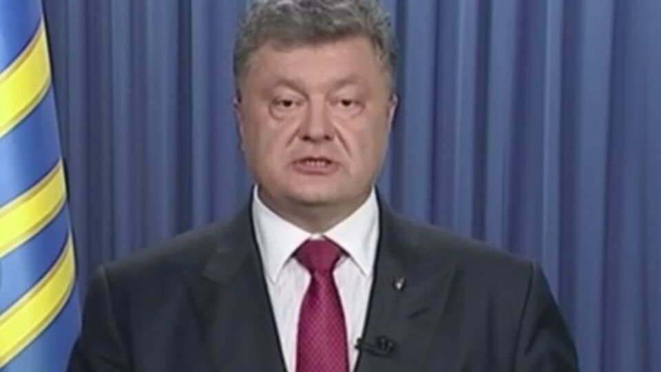 Порошенко: Действующая коалиция, несмотря на сегодняшние события, продолжит работать