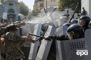 США призывают найти и наказать виновных в беспорядках у стен ВР