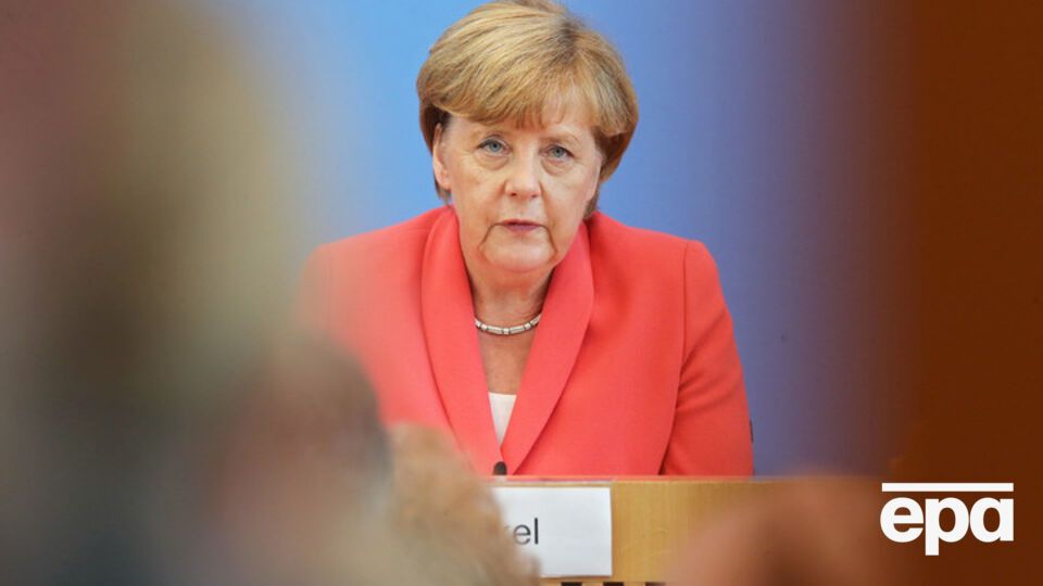 Во встрече лидеров стран "Нормандской четверки" пока нет смысла, заявила Меркель