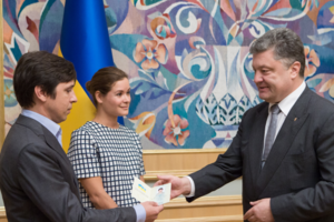 Порошенко поблагодарил Гайдар и Федорина за смелую гражданскую позицию