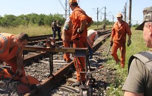 Восстановление железнодорожной колеи между станциями Майорск и Курдюмовка