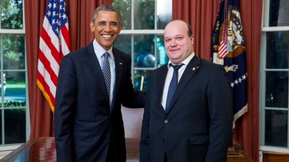Посол Украины в США Валерий Чалый вручил верительные грамоты президенту США Бараку Обаме