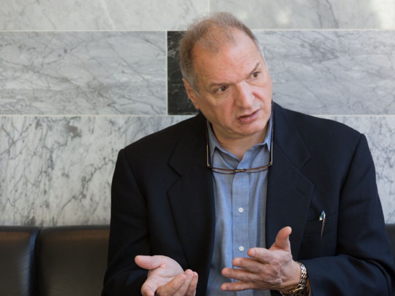 Фельштинский считает, что "продуктовыми" санкциями Россия наказывает сама себя