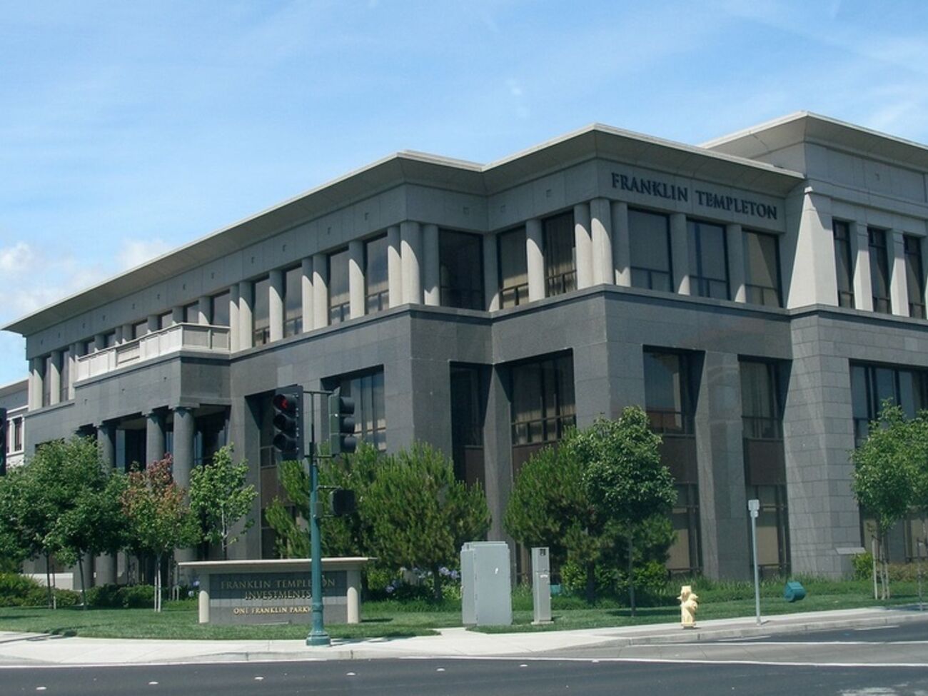 Главный офис крупнейшего держателя облигаций Украины --- американского инвестиционного фонда Franklin Templeton в городе Сан-Матео (Калифорния)