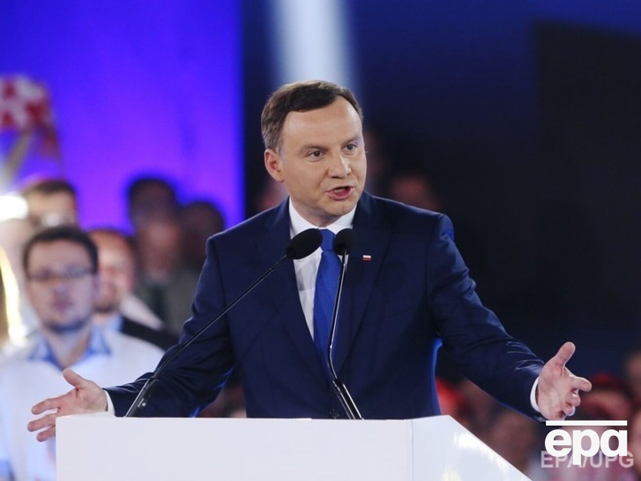 Дуда считает, что к переговорному процессу по Донбассу должны подключиться все соседи Украины