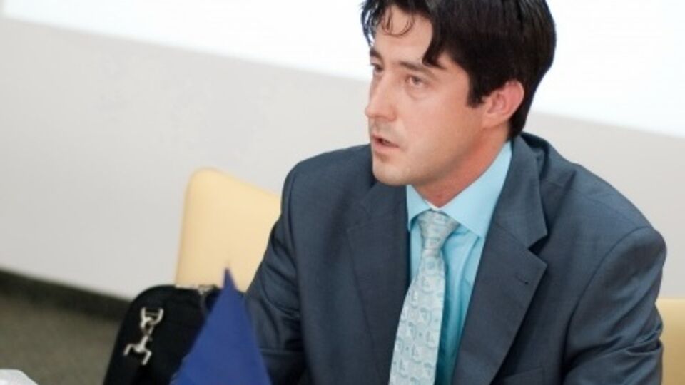 Касько считает, что в вопросе борьбы с коррупцией надо переходить от слов к делу