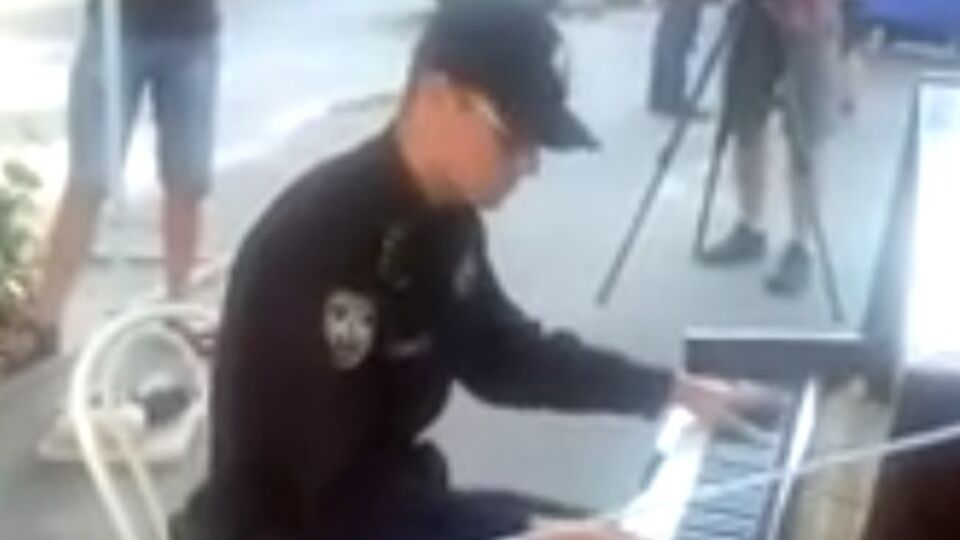 Скриншот видео