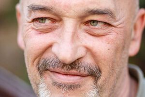 Тука: Сначала человеку дают раз-второй-третий заработать, а потом он просто оказывается на крючке