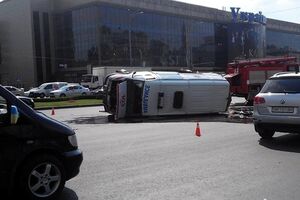 Попавшая в аварию "скорая" спешила доставить новорожденного ребенка в реанимацию