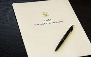 Порошенко подписал указ о создании военно-гражданских администраций в Донецкой области