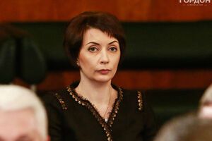 Суд арестовал три квартиры, принадлежащие Елене Лукаш