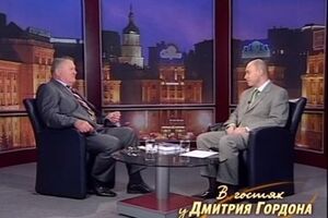 Леонид Жаботинский: Гляжу – бык прямо на меня мчится. Я с перепугу хвать его за рога и на себя дернул