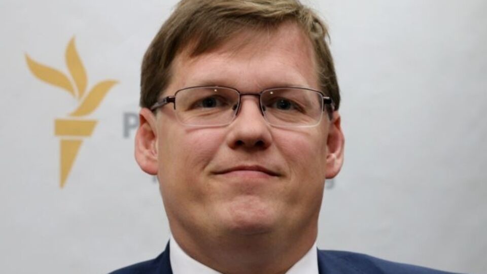 Розенко заявил, что работодатели нарушают права граждан, пользуясь войной на Донбассе