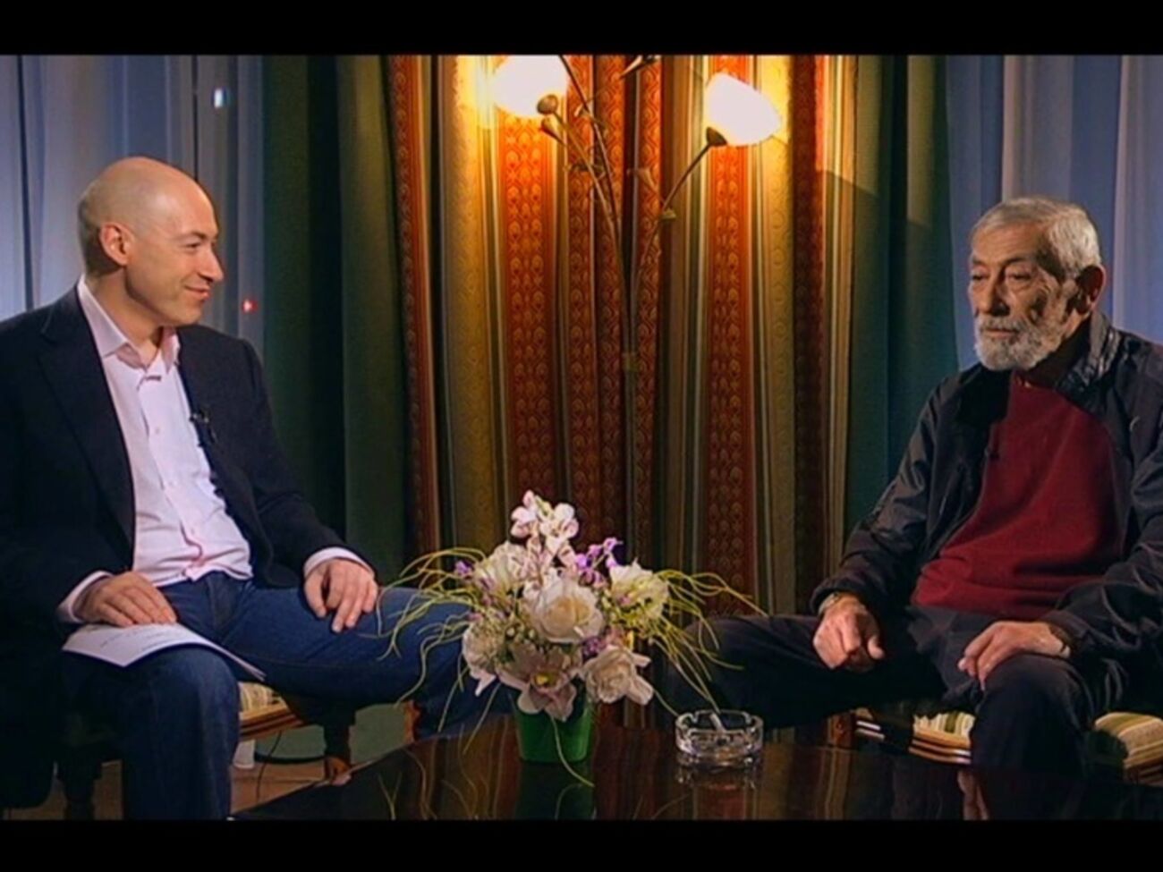 Вахтанг Кикабидзе: Все имущество детям и внукам я отписал и сказал: "Можете уже из дому выгнать, но, если я вас правильно воспитал, трогать не будете"