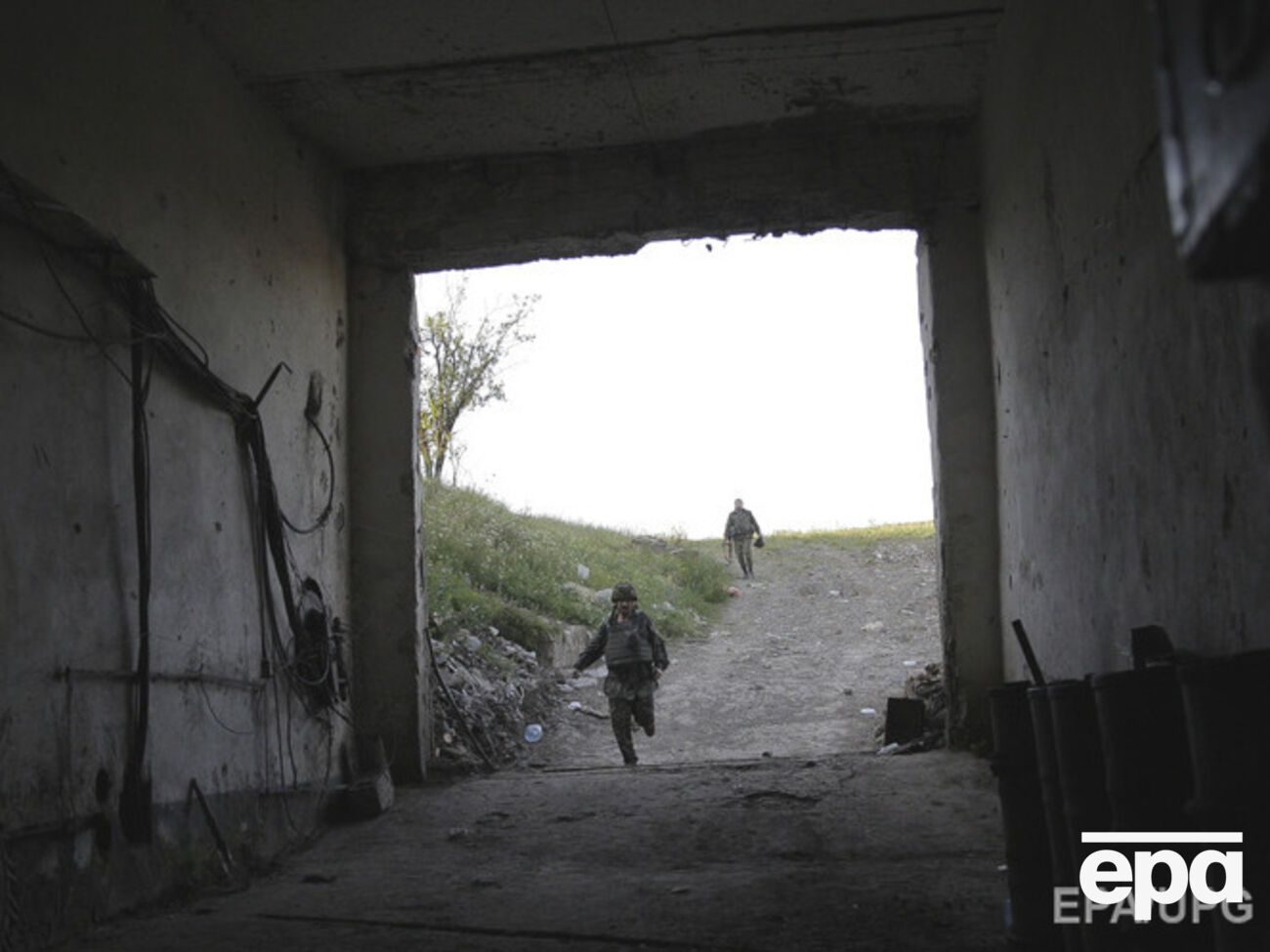 Под Мариуполем возобновились бои и обстрелы из тяжелого оружия