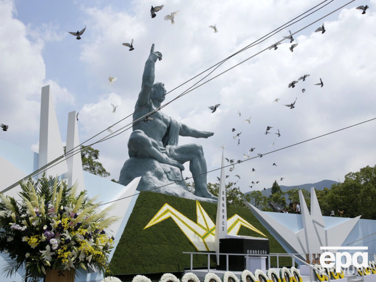 В Японии вспоминают погибших в результате ядерного удара по Нагасаки