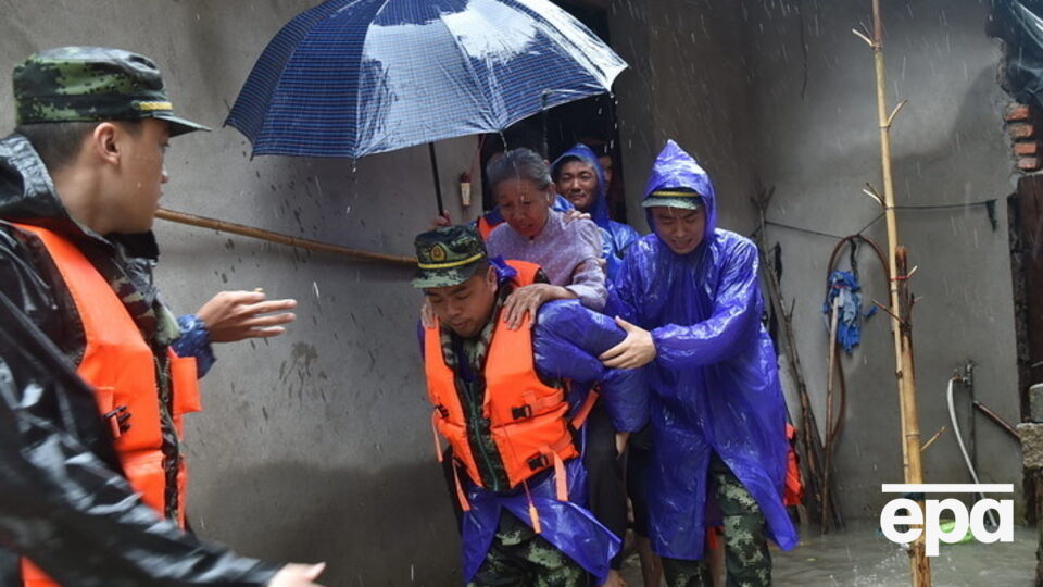 Тайфун Soudelor обрушил на Китай ливни, наводнения и оползни