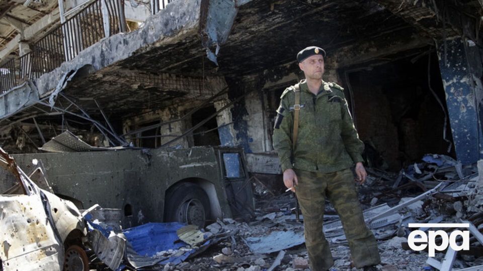 По данным украинских силовиков, случаи добровольной сдачи среди боевиков "ДНР" и "ЛНР" учащаются