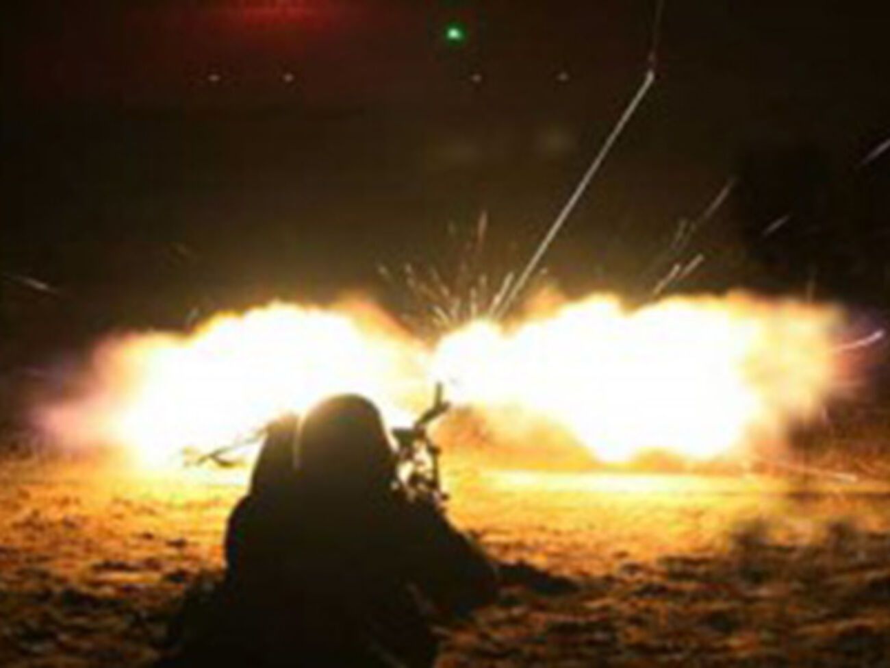 Очевидец: "Со стороны похоже на полномасштабный бой"