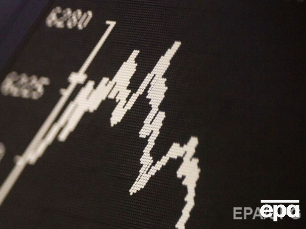 Стоимость нефти Brent обвалилась на 9,4%