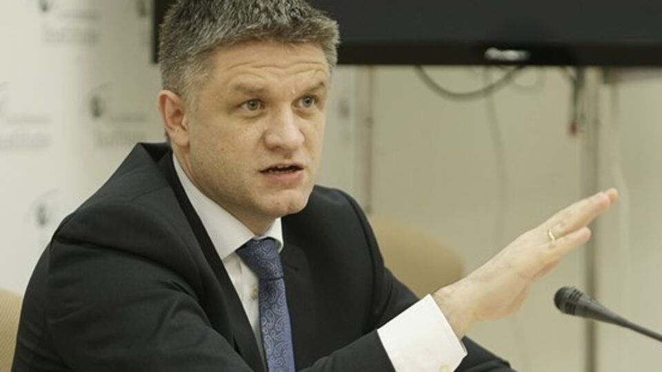 Шимкив сообщил, что президенту направили уже более тысячи петиций