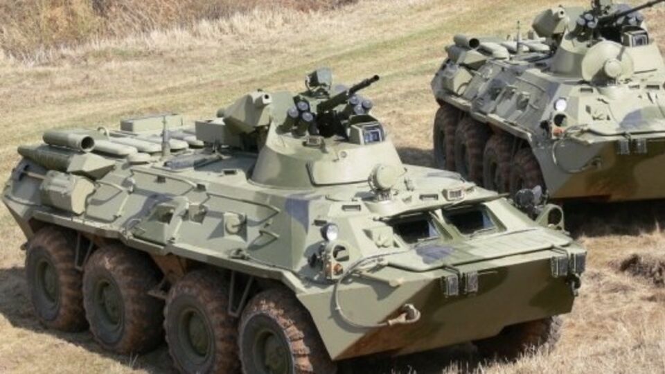 Журналисты утверждают, что Россия поставляет Сирии новейшие бронетранспортеры БТР-82А