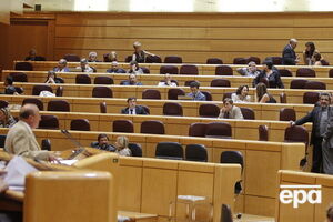Сенат ограничил право на аборт