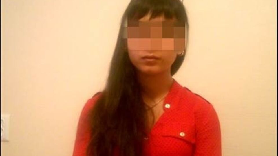 21-летняя девушка "привлекательной внешности" должна была установить контакт с человеком, который владеет секретной информацией о силах АТО