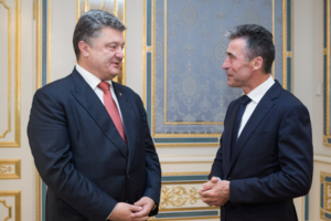 Порошенко провел встречу с Расмуссеном