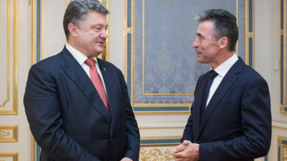 Порошенко провел встречу с Расмуссеном