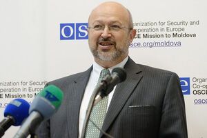 Генсек ОБСЕ Ламберто Заньер встретился с мэром Мариуполя