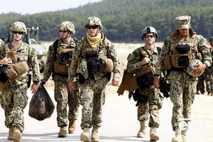 В аварии на военной базе в Калифорнии пострадали американские морпехи