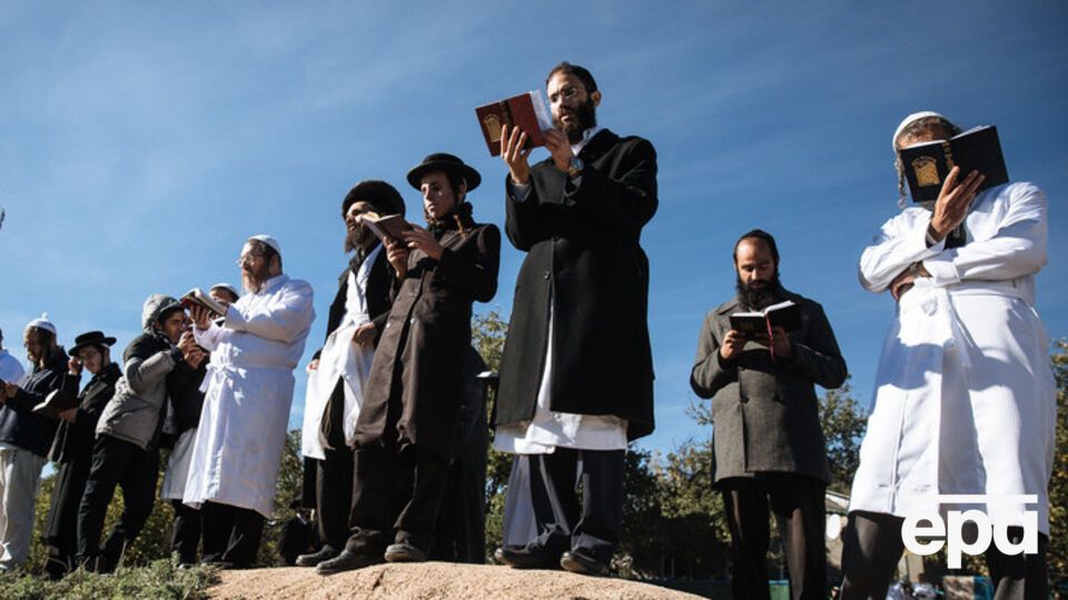 Хасиды в Умани собирают деньги для АТО