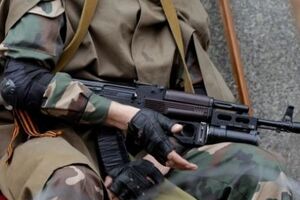 Штаб АТО: Вблизи Донецка продолжаются обстрелы украинских позиций