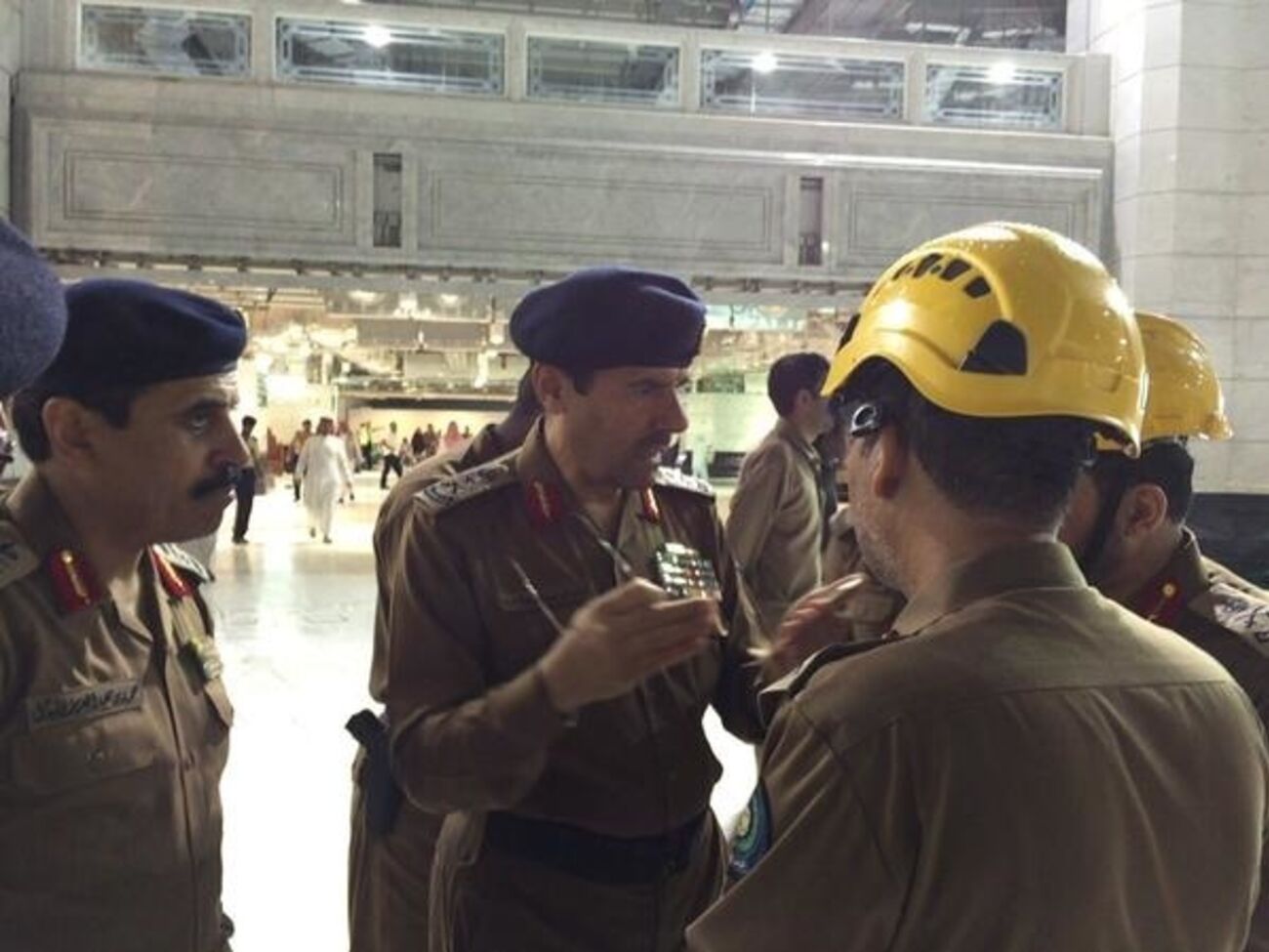 Начальник ГО Саудовской Аравии Амир Сулейман: Причиной падения крана стал сильный ветер