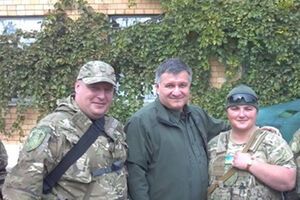 Арсен Аваков с Андреем Янголенко и его женой Инной летом 2014 года