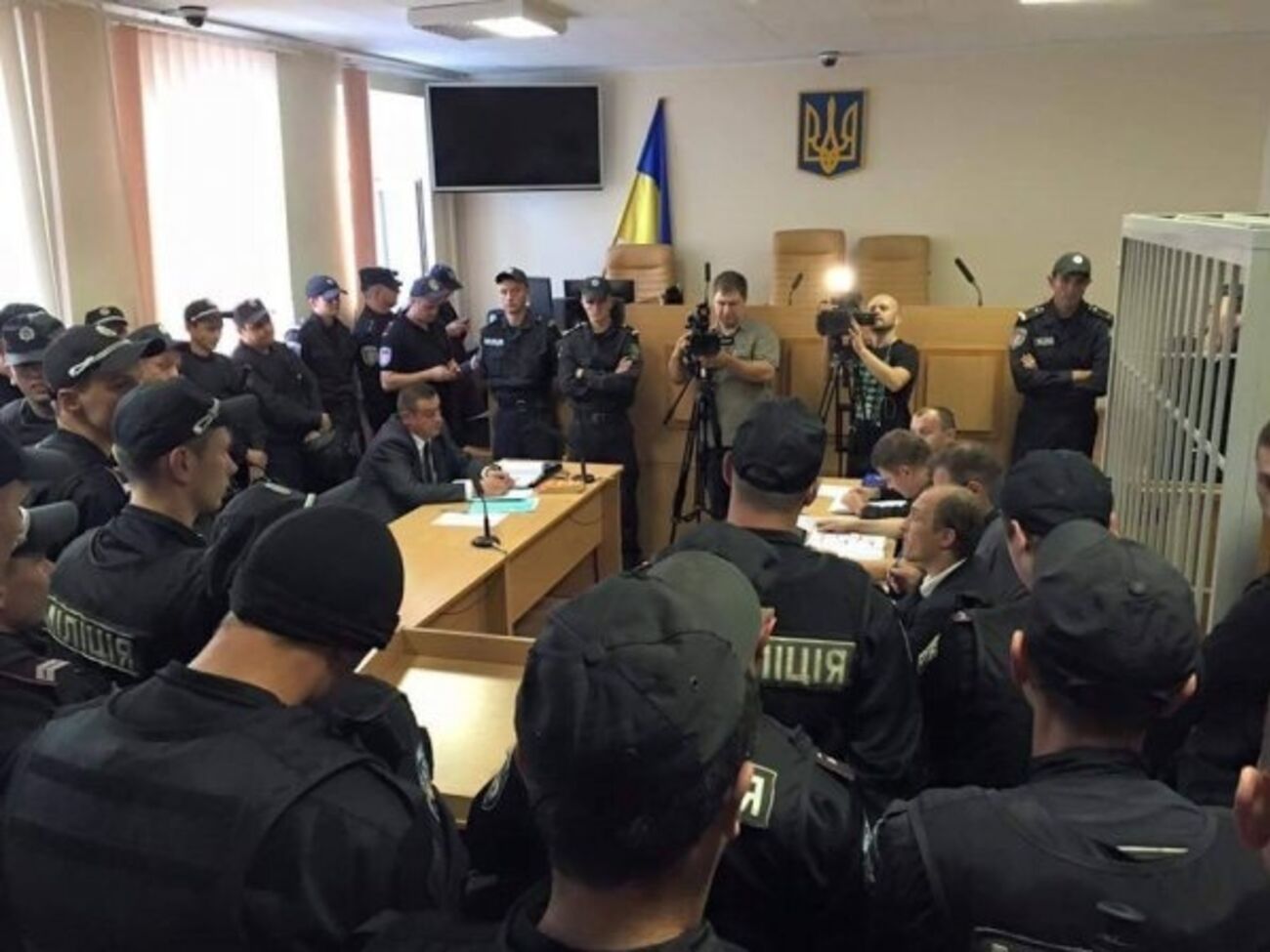 Тягнибок: Вот так проходил суд над Юрой Сиротюком, бескомпромиссным борцом за справедливость