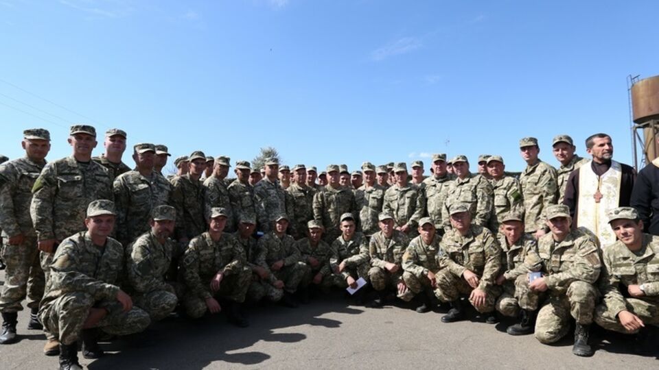 Министр обороны отметил, что армия чувствует проблемы с бюджетом и питанием