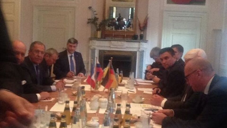 Главы внешнеполитических ведомств Украины, Германии, Франции и России на встрече в "нормандском формате" в Берлине
