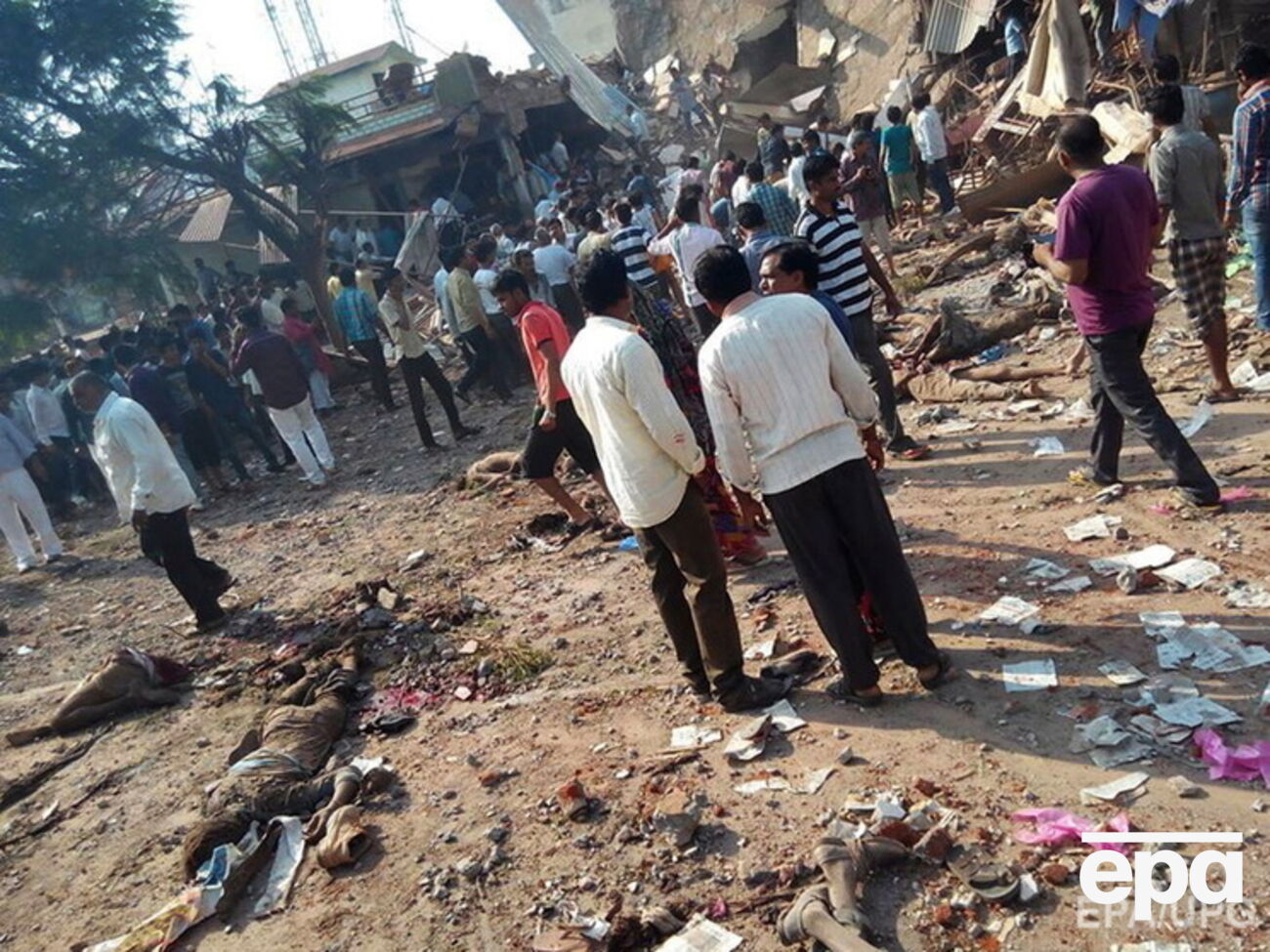 Число погибших в Индии возросло