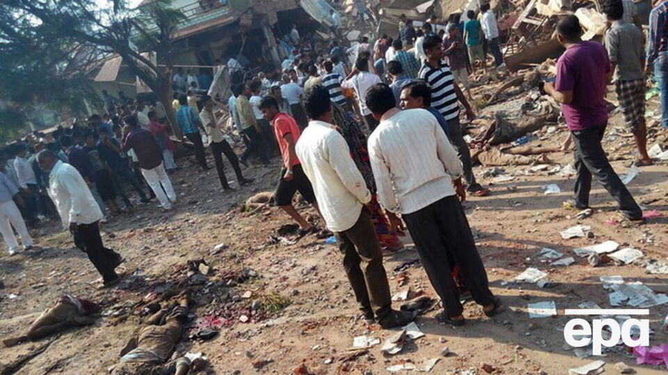 Число погибших в Индии возросло