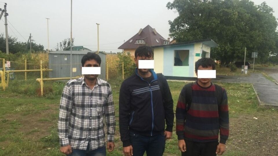 На границе с Украиной задержали трех беженцев из Сирии