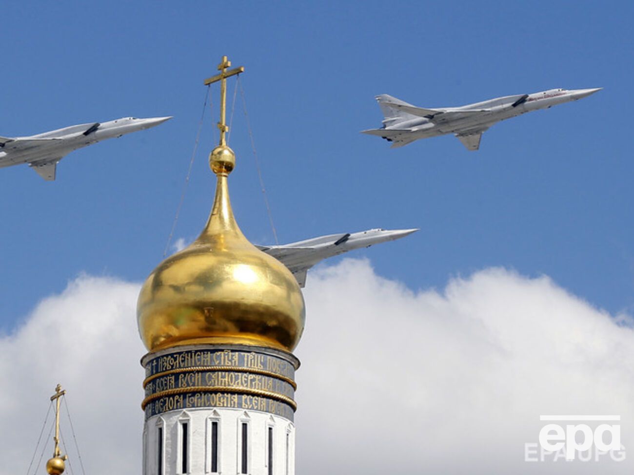 Два российских самолета Ту-22М были замечены над Балтийским морем вблизи воздушного пространства Дании