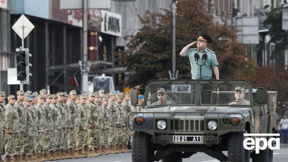 Полторак заявил, что в Украине может появиться вуз для подготовки танкистов