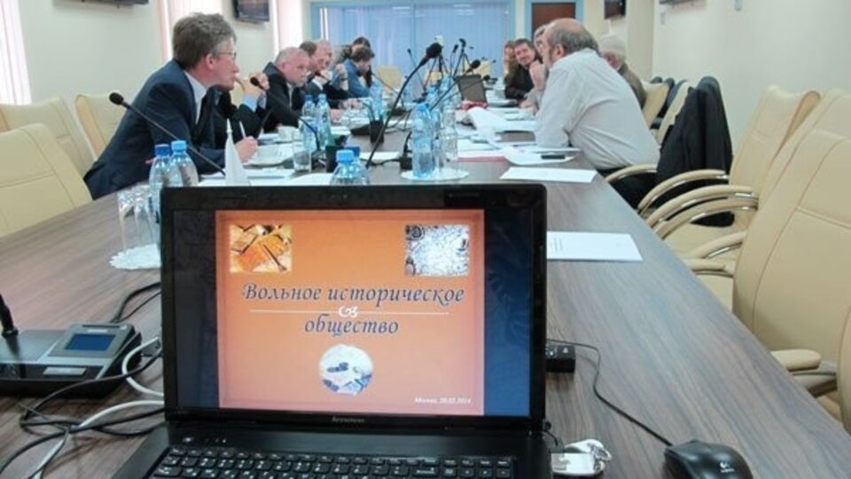 Российские историки выступили против заявлений Мединского