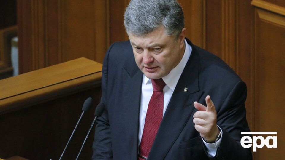 Порошенко анонсировал "решительное повышение" соцстандартов