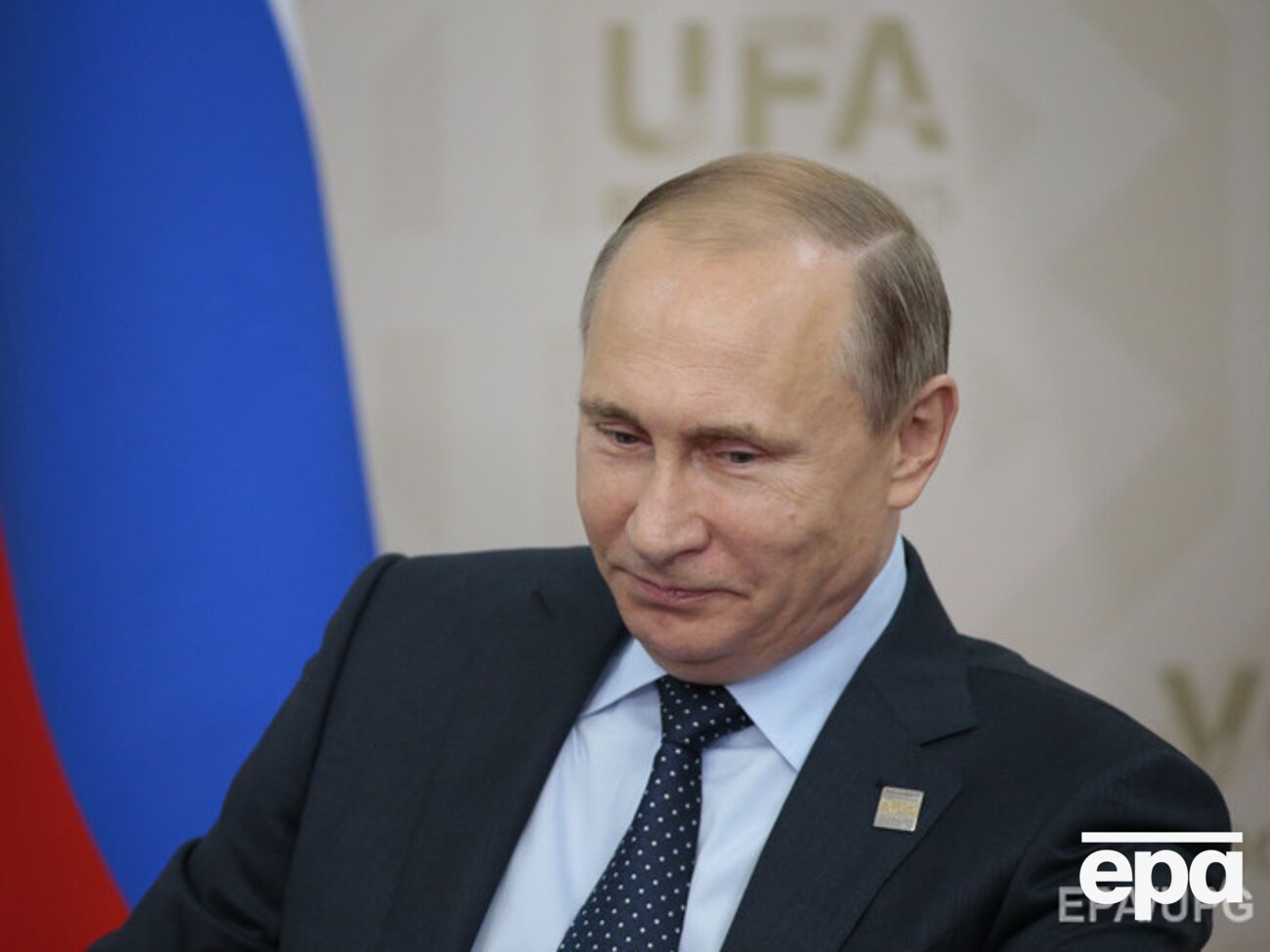 В соцсетях обсуждают сходство Путина со старушкой-богомолкой с картины Репина