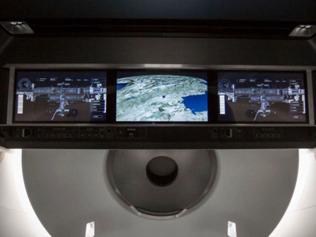 SpaceX показала новый корабль