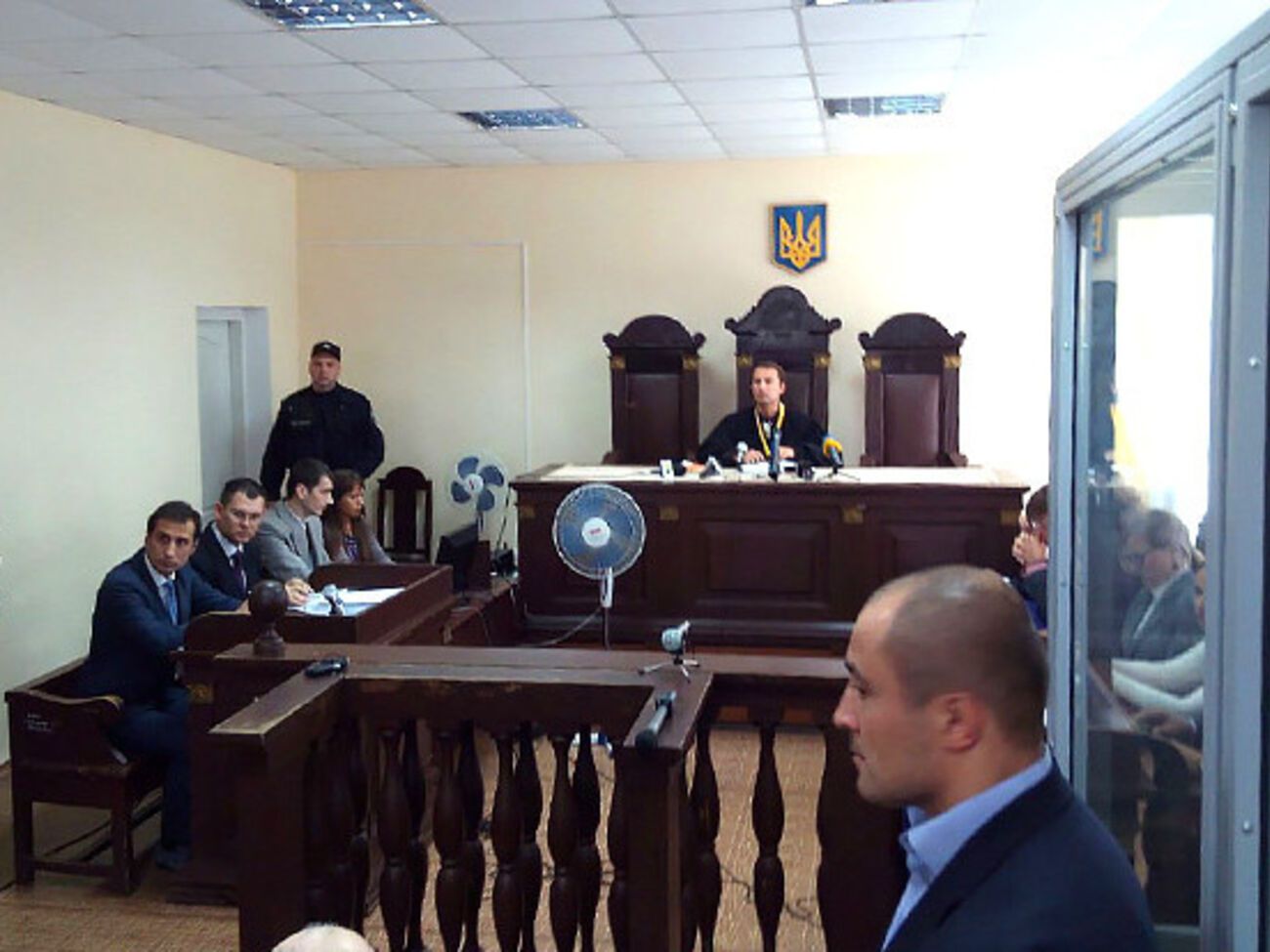 Суд над Кернесом снова перенесен, в этот раз из-за отсутствия света