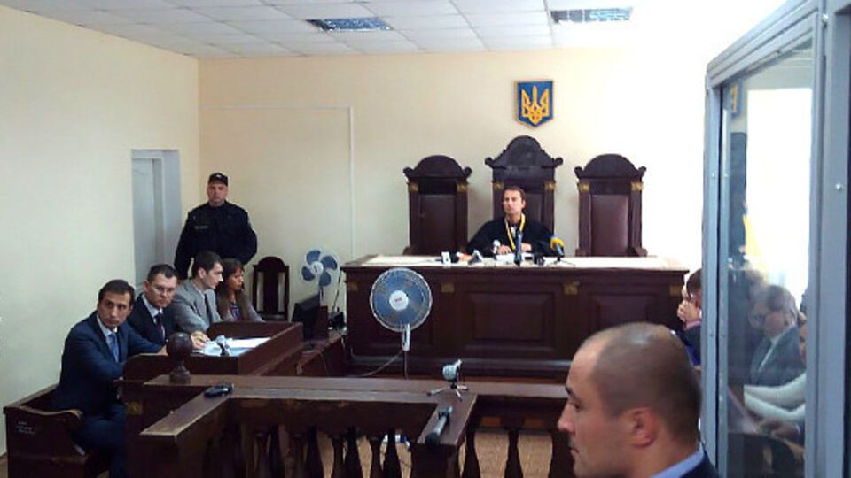 Суд над Кернесом снова перенесен, в этот раз из-за отсутствия света